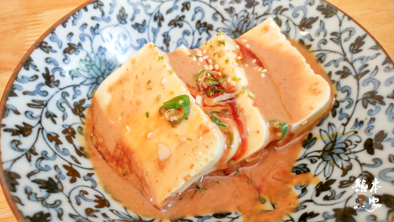 桃鶯路祥儀機器人夢工廠餐廳周邊餐廳|許諺屋拉麵丼飯