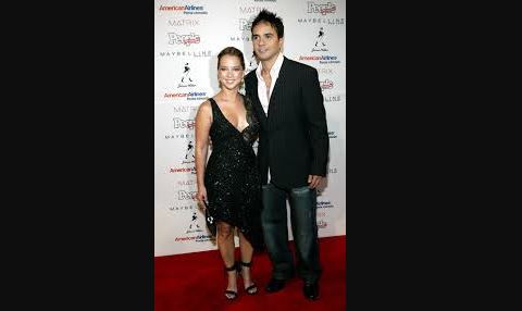 Adamaris Lopez y Luis Fonsi