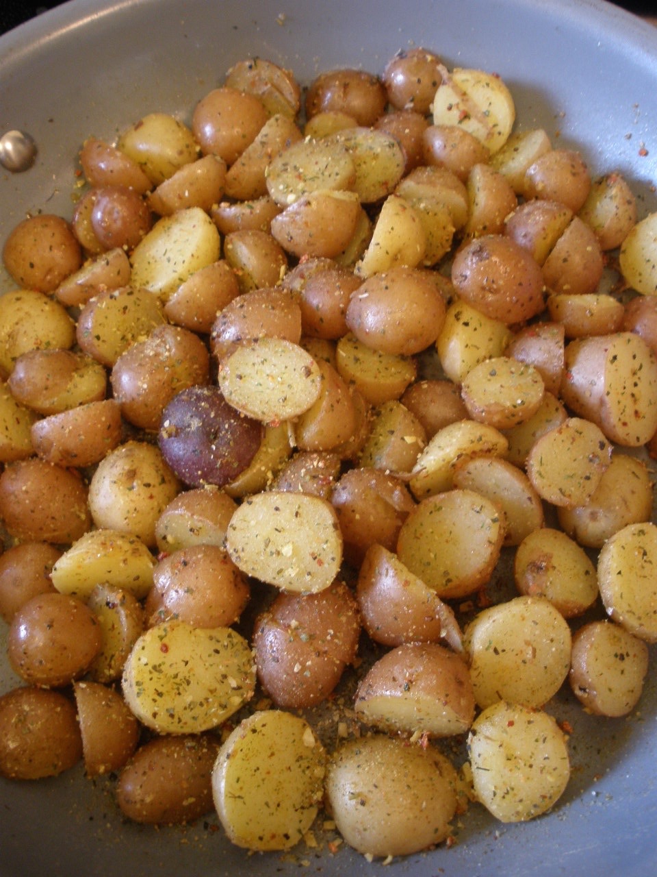 the half cut cook Easy Seasoned PanFried Potatoes