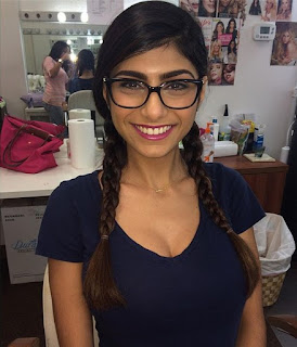 Hot Actress: Actress Mia Khalifa Hot Photos