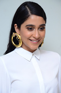 Actress Regina Cassandra New Stills At Evaru Movie Success Meet Actress Regina Cassandra New Stills At Evaru Movie Success Meet