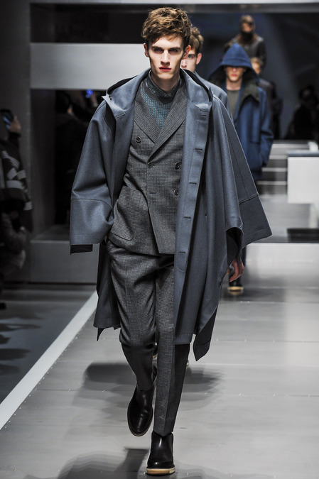 MUSSOLA: Coats and Capes @Men's Milan Fashion Week