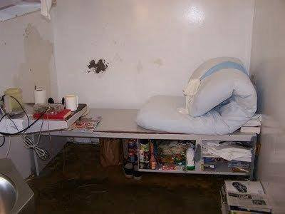 Typical Texas Death Row cell Typical Texas Death Row cell