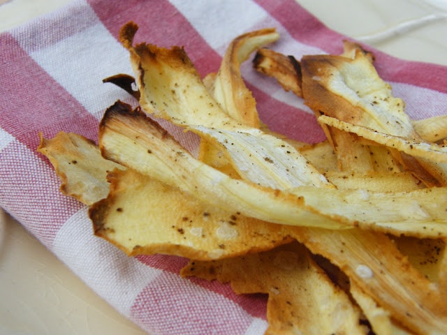 Homemade parsnip chips