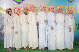 Qasidah Modern Al Wardah Pondok Pesantren Darul Hikmah Langkap Burneh Bangkalan Madura - image-by-radheyadh.blogspot.com Qasidah Modern Al Wardah Pondok Pesantren Darul Hikmah Langkap Burneh Bangkalan Madura - image-by-radheyadh.blogspot.com