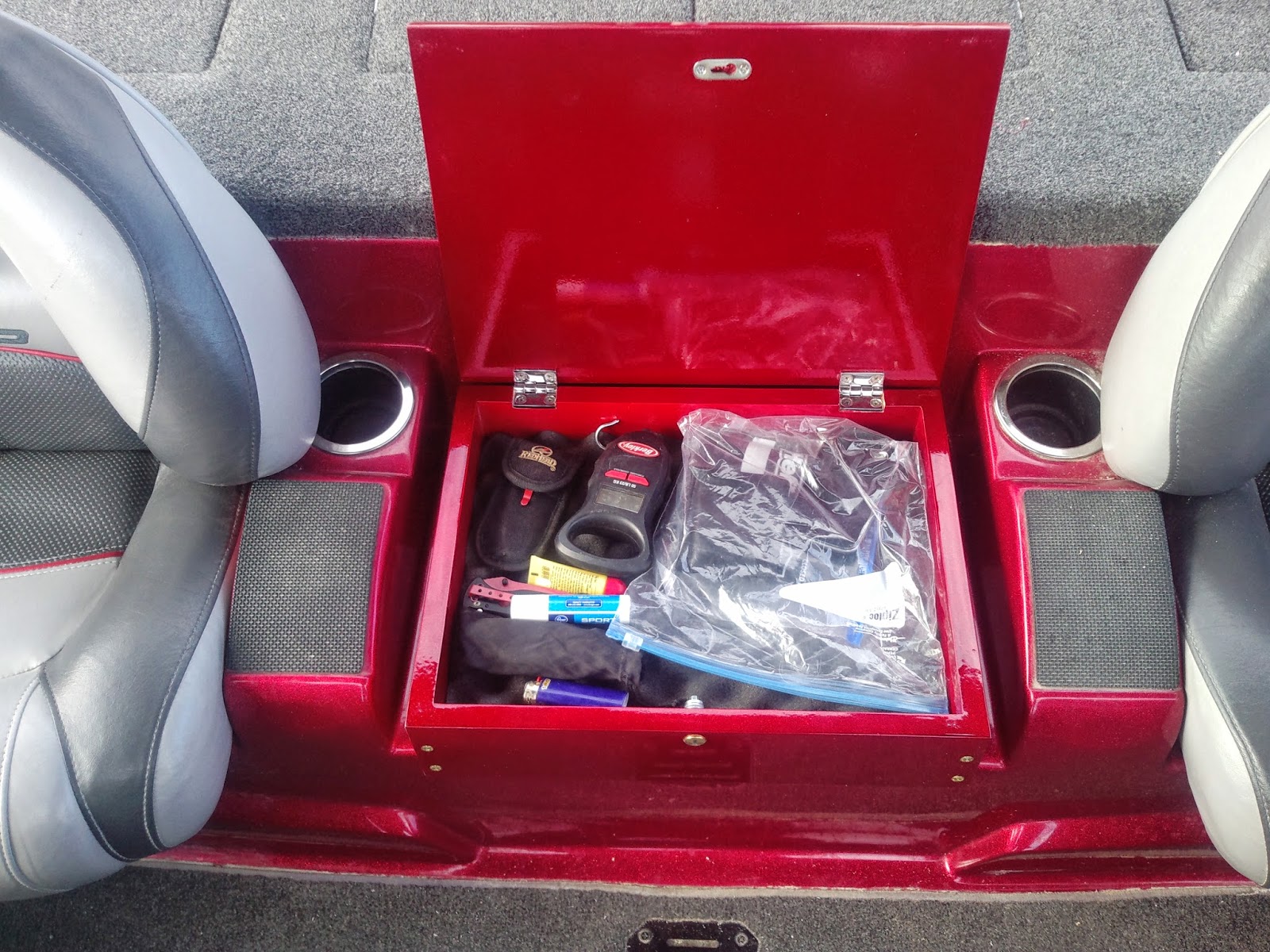 Fishing Safaris Nitro Bass Boat Center Seat Replacement