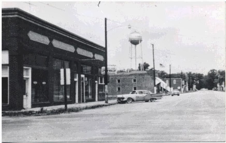 Larry's Sepia Saturday Murray, Iowa.........
