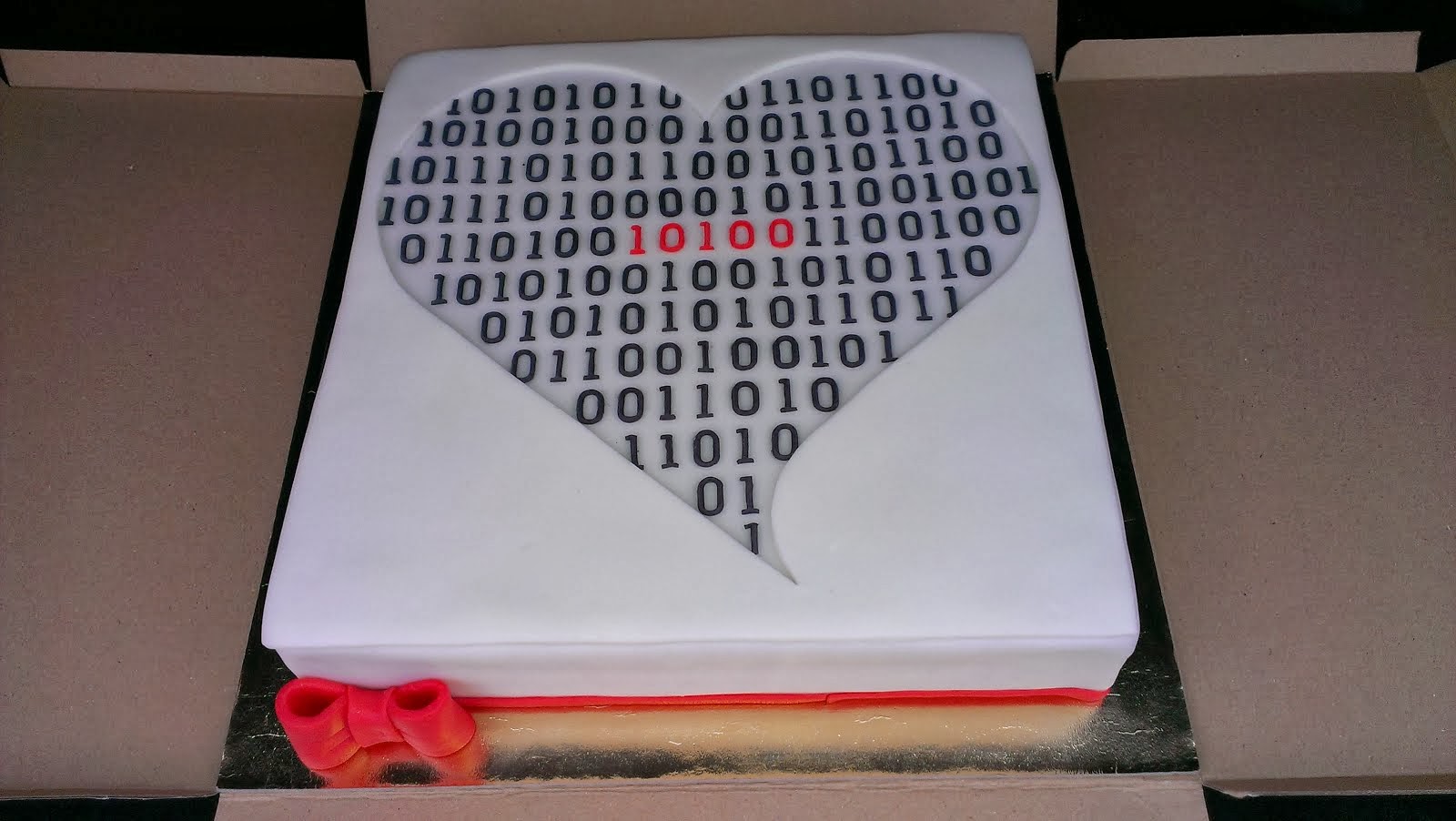 Torta s binárnym kódom