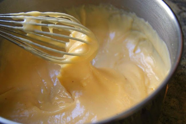 Como preparar una crema pastelera para postres
