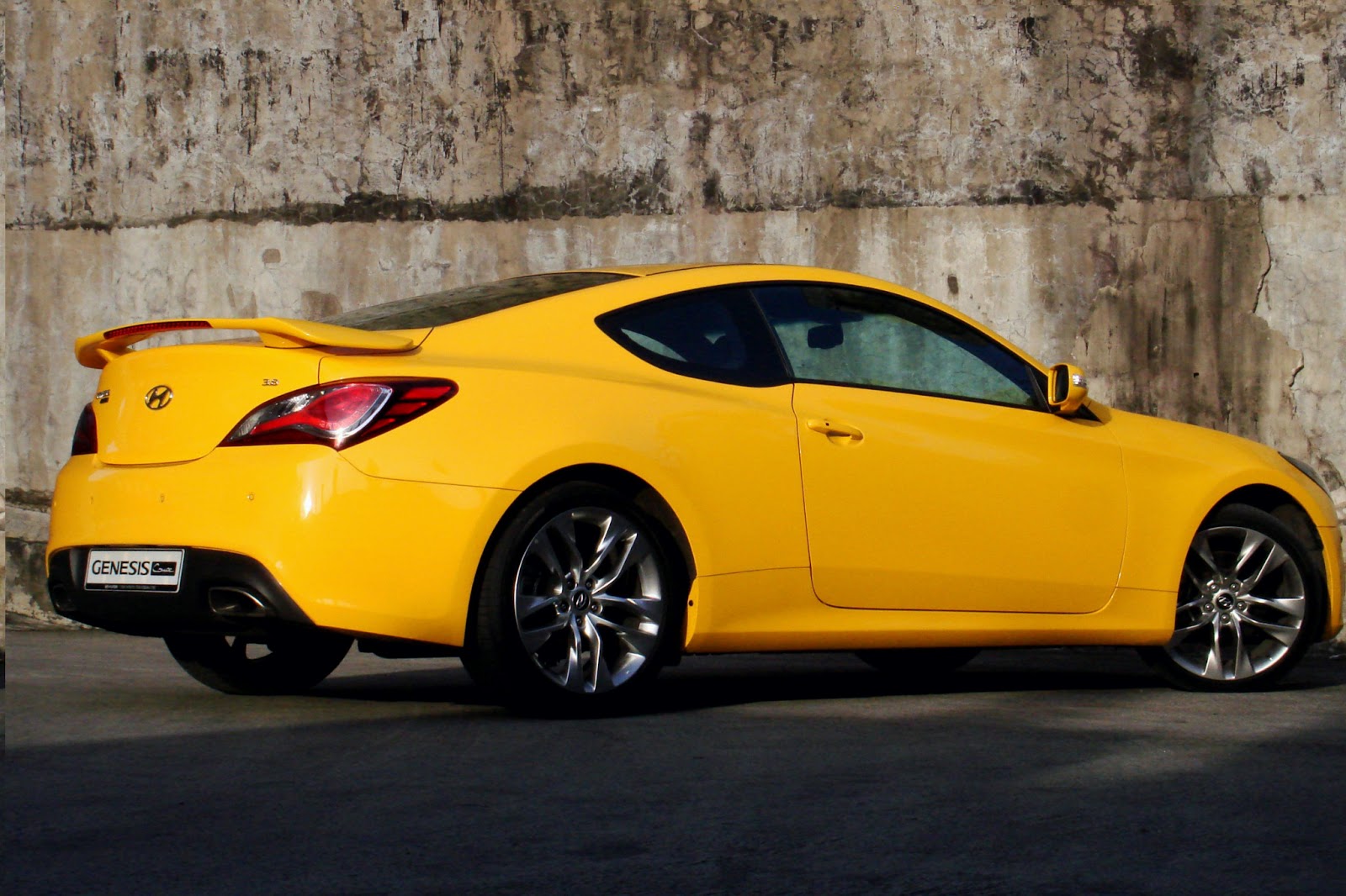 2013 Hyundai Genesis Coupe