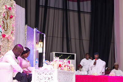Photos: Vice President, Yemi Osinbajo, Bukola Saraki, others attend wedding of APC chieftain, Bisi Akande's daughter 32 WW
