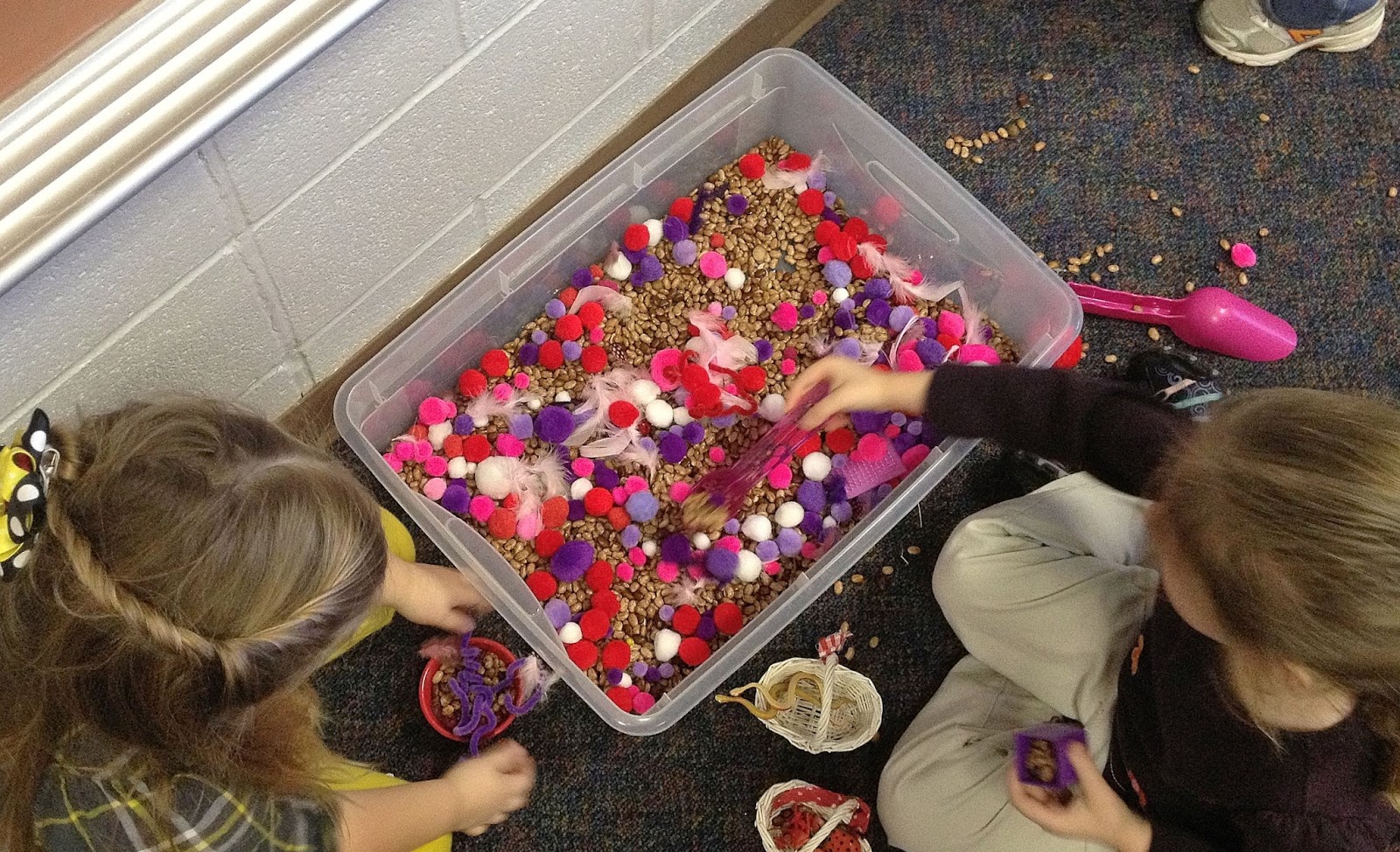 From The Hive: valentines table activies- preschool style