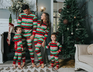 8 Holiday Traditions You'll Want to Start This Year 8 Holiday Traditions You'll Want to Start This Year