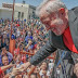 Caravana de Lula é atacada com pedras e ovos em Santa Catarina