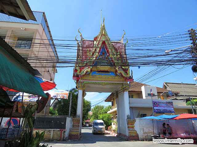 Third Largest Reclining buddha @ Wat Hat Yai Nai, Thailand