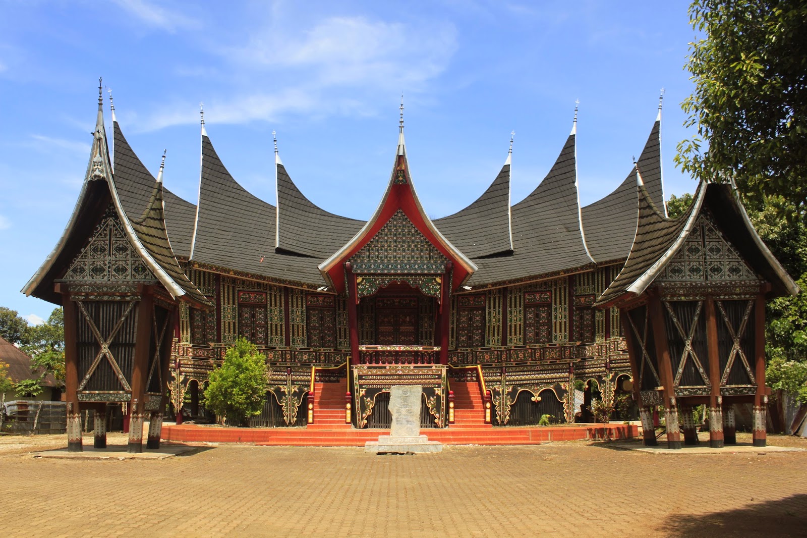 culture + visual + archives: Istana Silindung Bulan