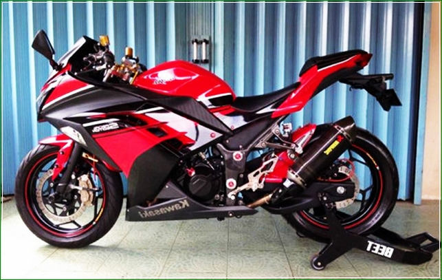 Modipikasi Gaya Moge Modern Swing Arm - Contoh Gambar Dan Foto Konsep Desain Modifikasi Kawasaki Ninja 4 Tak 250cc Sporti Ala Moge Keren Banget Modipikasi Gaya Moge Modern Swing Arm - Contoh Gambar Dan Foto Konsep Desain Modifikasi Kawasaki Ninja 4 Tak 250cc Sporti Ala Moge Keren Banget