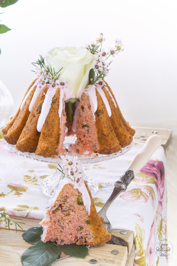 bundt-cake-rosas-pistachos-bizcocho-bundtbakers