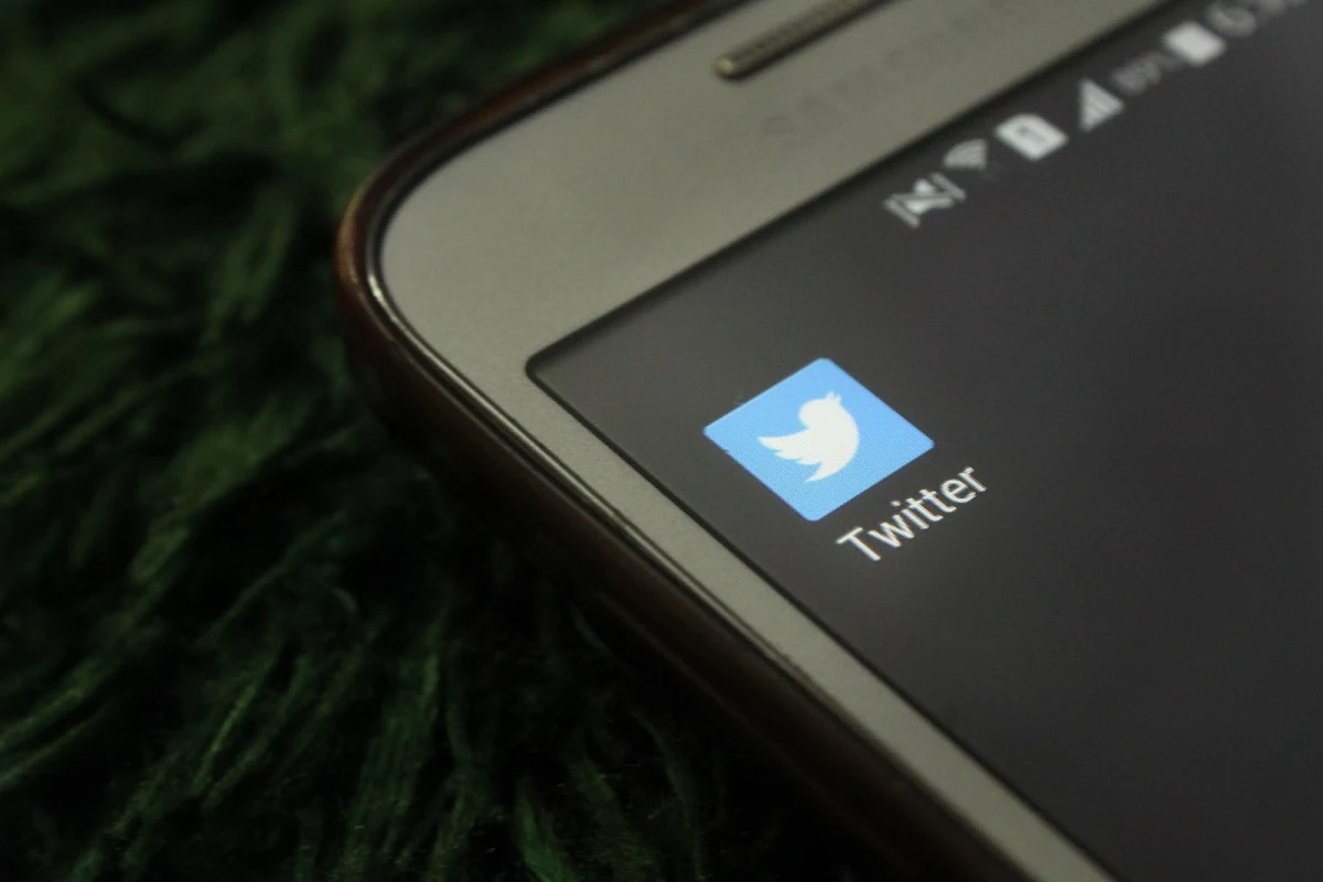 Twitter To Regulate Conversations by Introducing ‘Hide Feature’ To Global Users