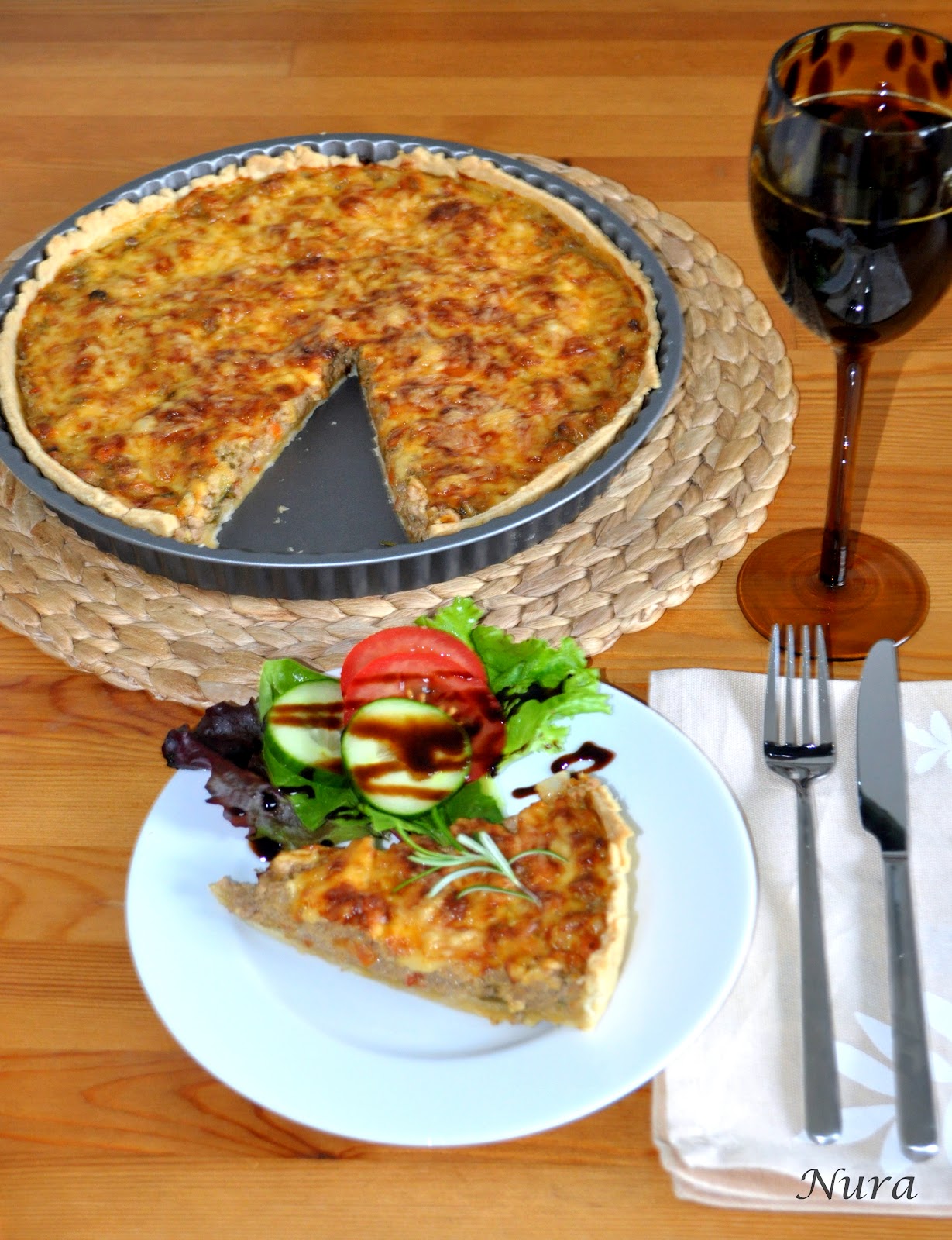 Nuras - Fashionstyle: Hackfleisch - Quiche