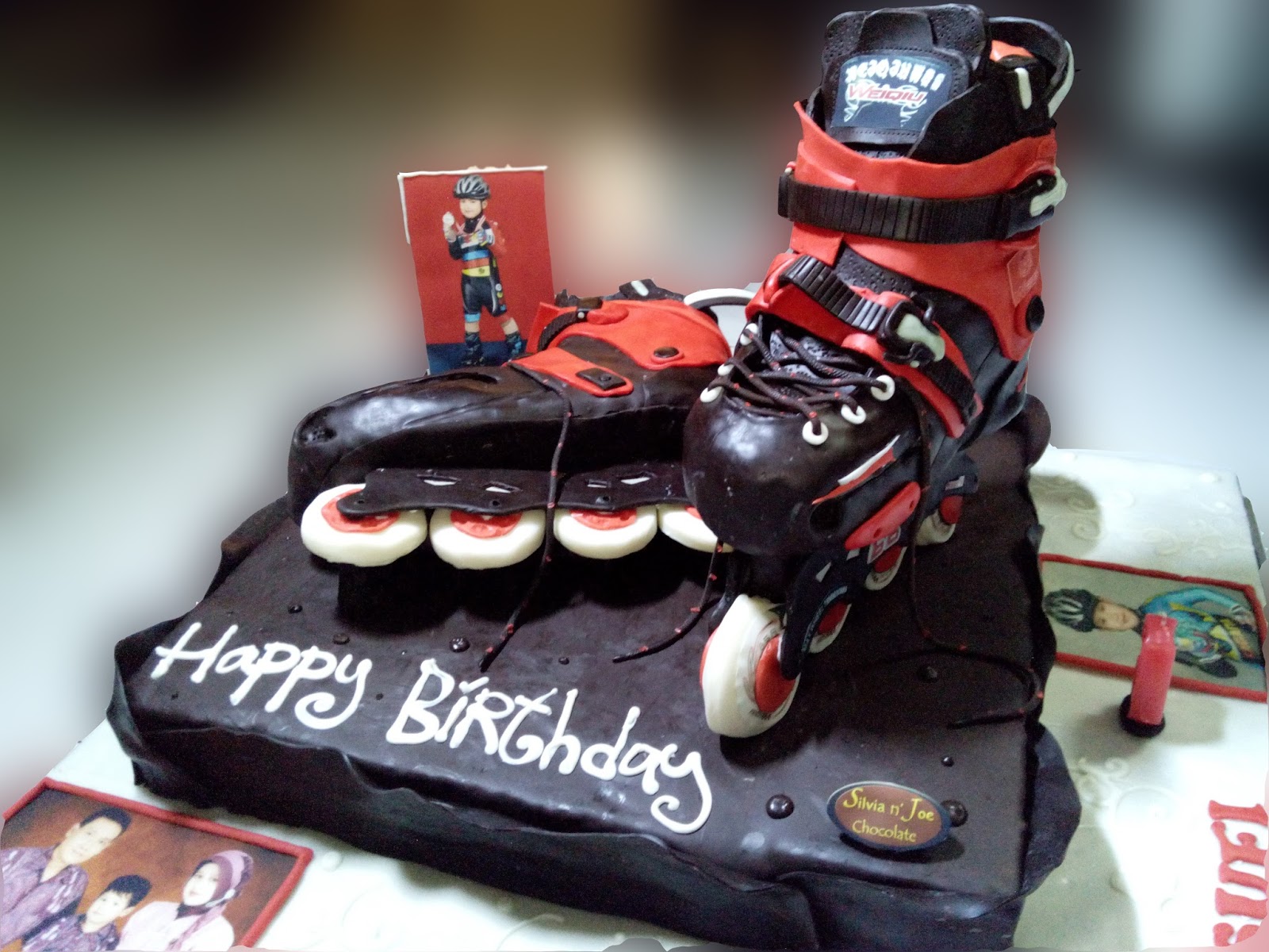 KUE ULANG TAHUN 3D SEPATU RODA INLINE SKATE