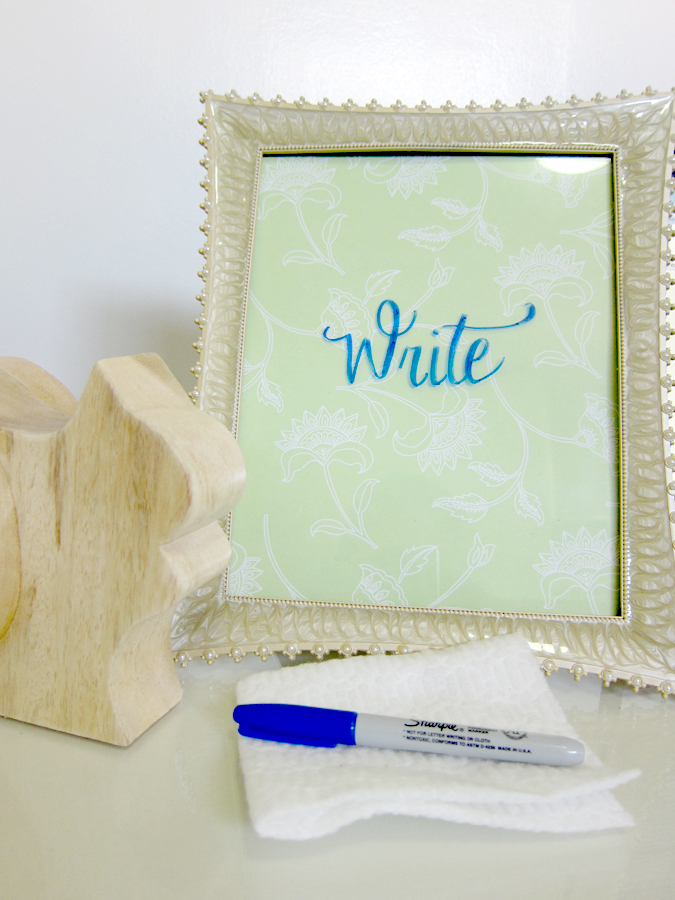 Forty Weeks Crafts/DIY A White Board Alternative