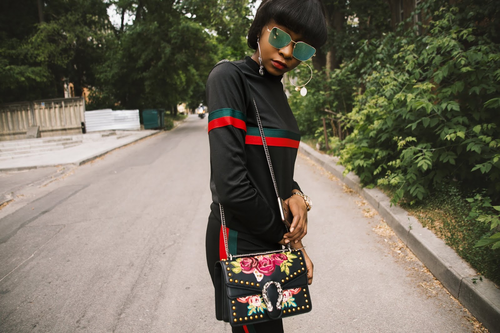  Embroidered Cross Body Bags to Purchase Now : Jessica Buurman 