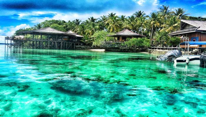 Paket Wisata Derawan, Menikmati Keindahan Kepulauan