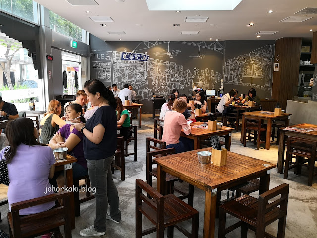 Wah Kee Big Prawn Noodles. The Soul of Prawn Soup 華記大蝦麵 Wah-Kee-Big-Prawn-Noodles-華記大蝦麵
