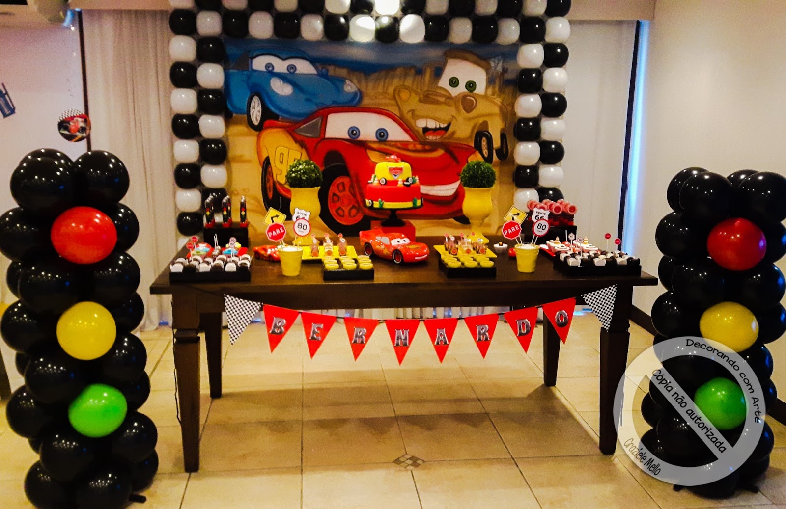 Decorando com Arte Lembrancinhas Personalizadas Decoração Carros Disney