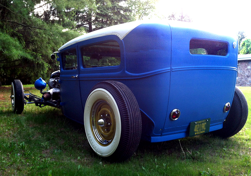 Hot Rod sedan