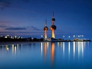 Kuwait Tower Berhias Bola-bola Bersinar