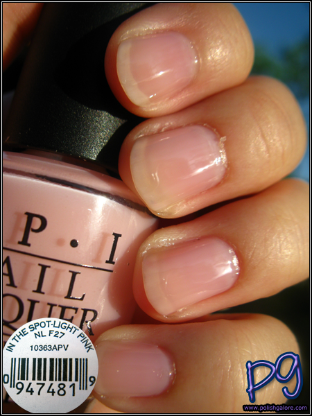 Blush Ombre Light Pink Press on nails | Bloomie Beauty