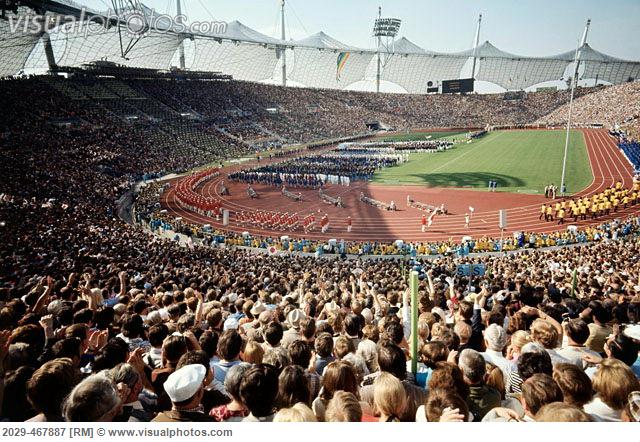 Игры мюнхен 1972. Олимпийский стадион Мюнхен 1972. Олимпийские игры в Мюнхене 1972. Теракт в Мюнхене 1972 на Олимпиаде.