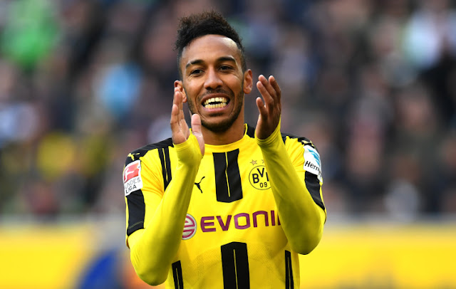 Arsenal, Dortmund bicara tentang Aubameyang untuk Olivier Giroud Arsenal, Dortmund bicara tentang Aubameyang untuk Olivier Giroud
