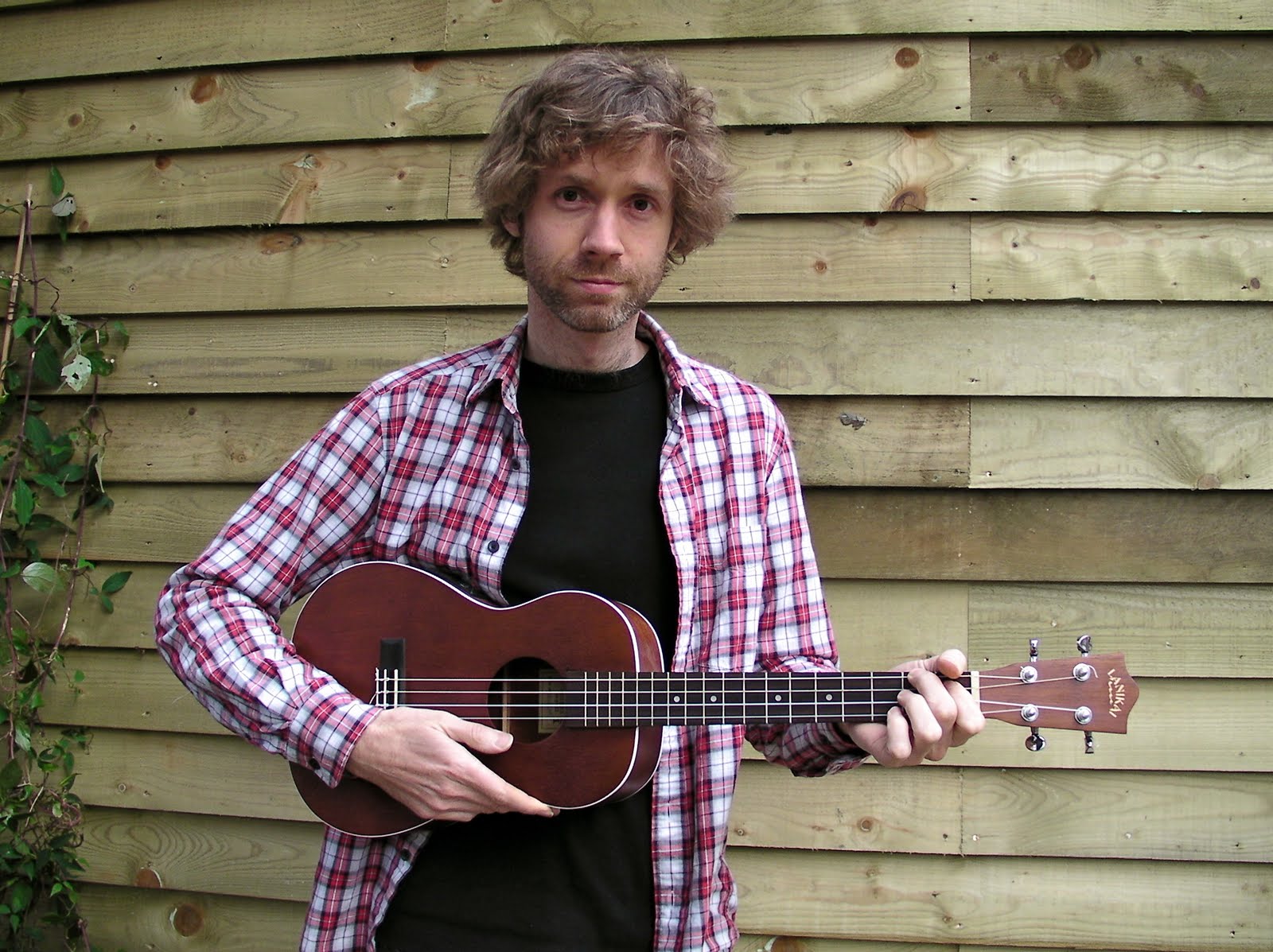 Humble Baritonics PHOTO Adie with his Baritone Ukulele