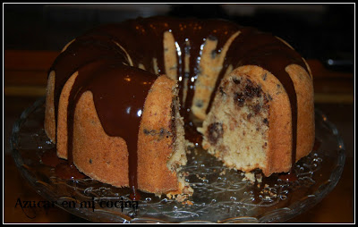 http://azucarenmicocina.blogspot.com.es/2013/04/bundt-bourbon-con-chip-de-chocolate-y.html
