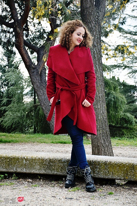 Outfit-abrigo-rojo-shein-2