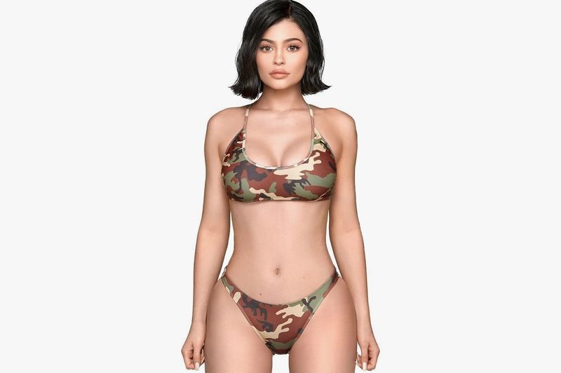 Ultra Tendencias: Características de la nueva linea de ropa interior de  camuflaje de Kylie Jenner