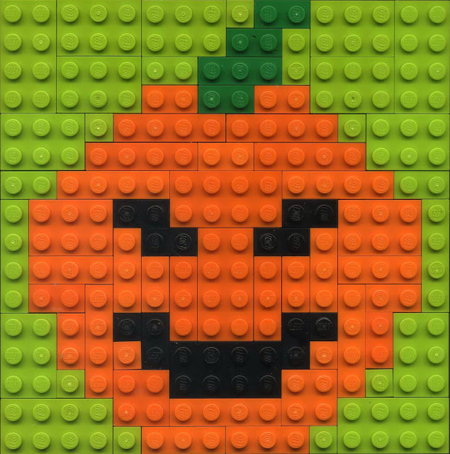 MOC LEGO abóbroa figura alusiva ao Halloween, mosaico sobre painel LEGO 16x16 studs