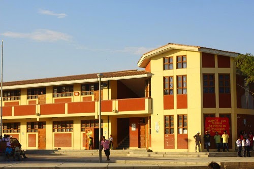 Colegio VICTOR FRANCISCO ROSALES ORTEGA - Piura