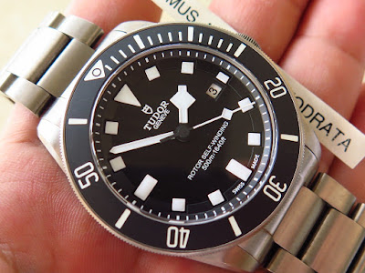 tudor jam tangan