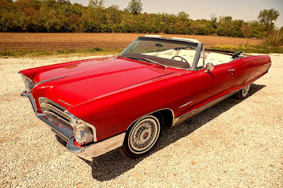 1965 Pontiac Bonneville Convertible Review 1965 Pontiac Bonneville Convertible American Muscle Car