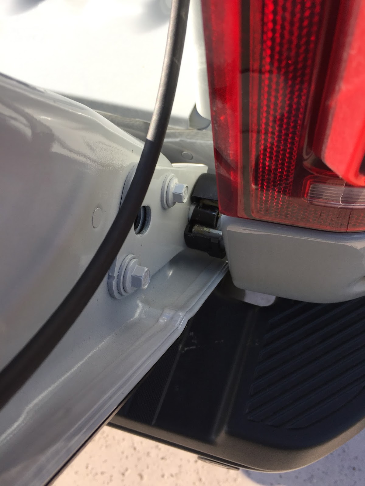 2017 Ford Raptor McGard Tailgate lock well worth it!