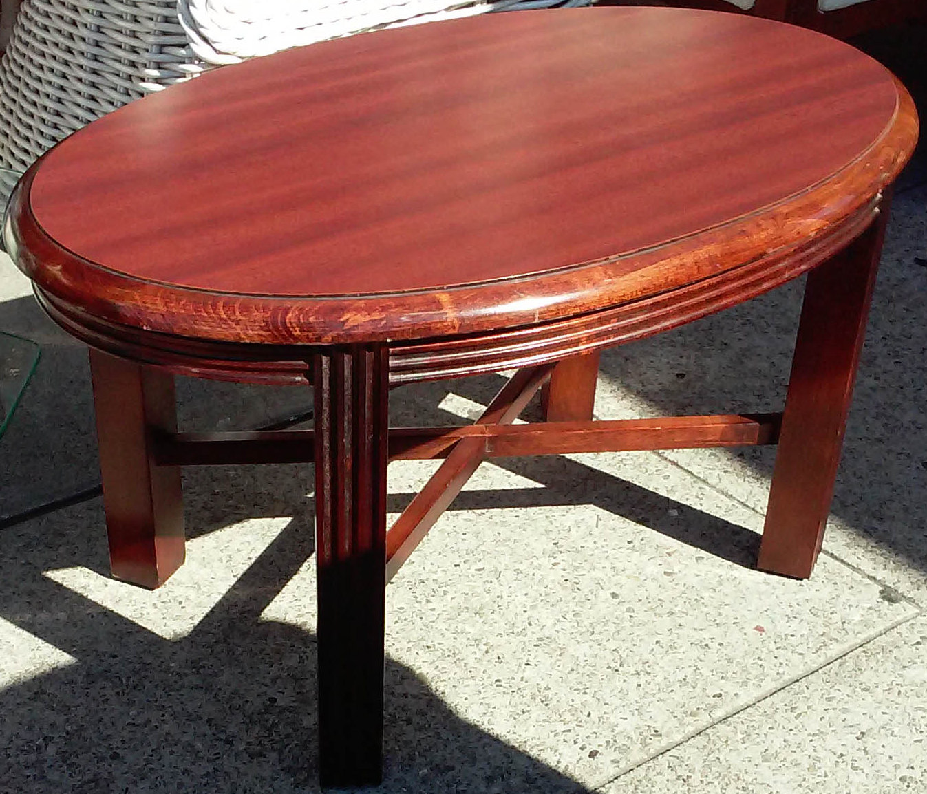 UHURU FURNITURE & COLLECTIBLES SOLD Dark Cherry Effect Oval Coffee
