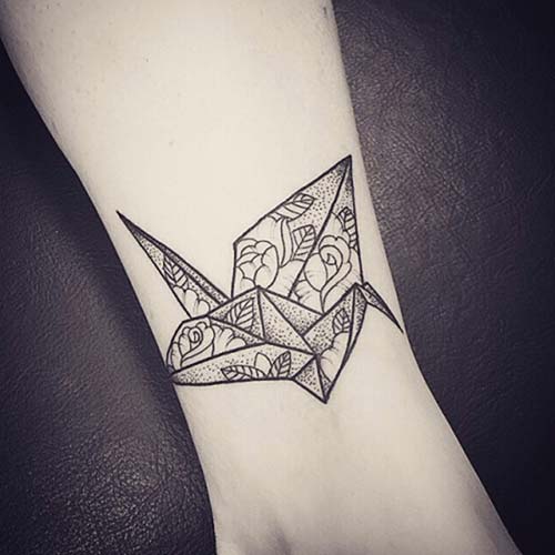 geometrik bilek dövmeleri geometric wrist tattoos 16 geometrik bilek dövmeleri geometric wrist tattoos 16