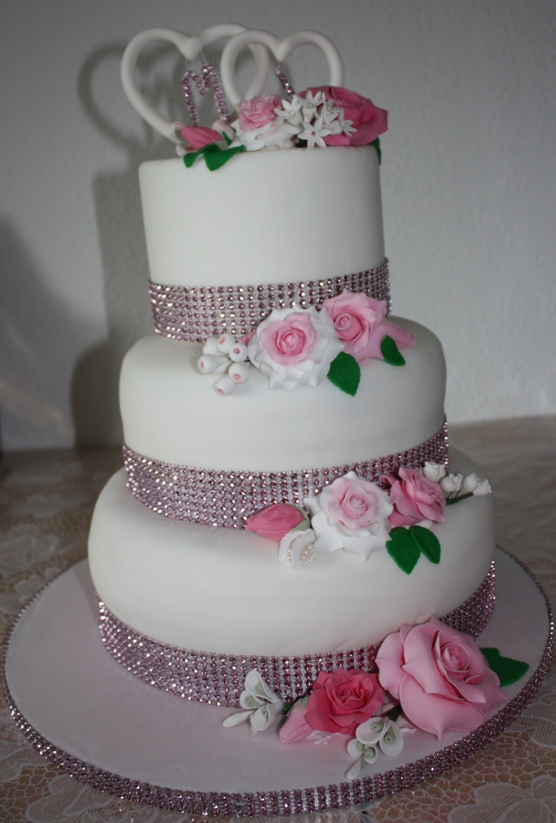 Torten, Törtchen und Amore: Meine allererste Hochzeitstorte