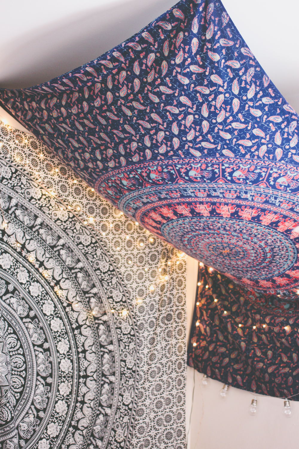 Decorating on a extremely low budget tips | www.hannahemilylane.com