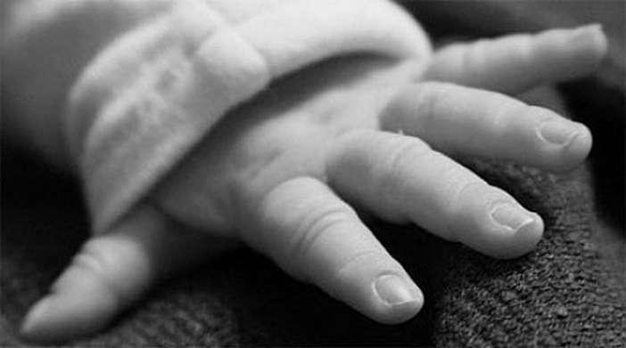 Σε 19 χρόνια κάθειρξης καταδικαστήκαν οι γονείς που έκαιγαν το 7 μηνών βρέφος τους Σε 19 χρόνια κάθειρξης καταδικαστήκαν οι γονείς που έκαιγαν το 7 μηνών βρέφος τους
