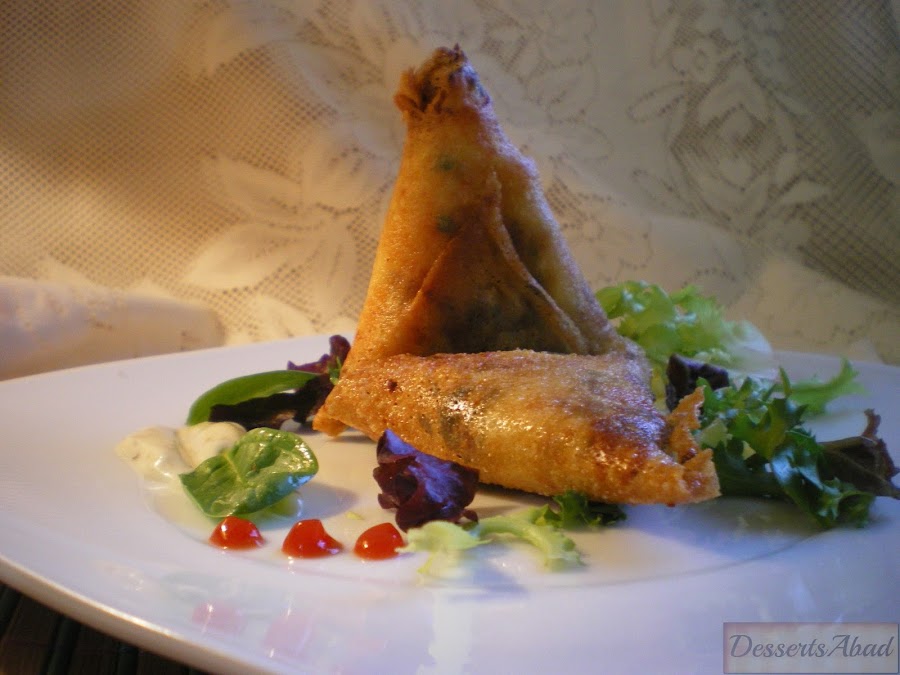 Bricks de langostinos salteados con dátiles y mozzarella